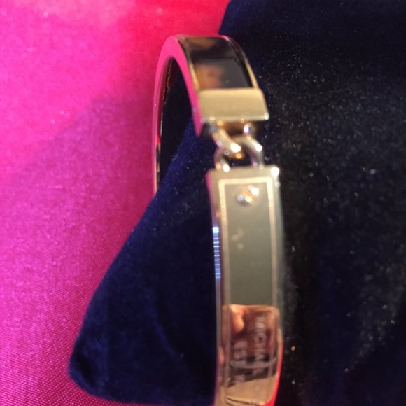 Michael Kors Logo Plaque Bangle Bracelet - Picture 5 of 8